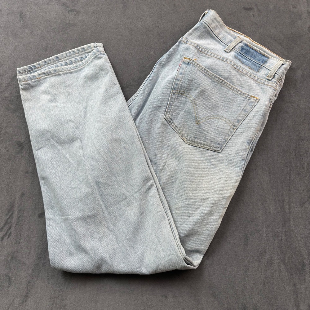 Levis 550 Relaxed Fit Light Wash Denim Jeans W38 L34 Mens Blue Cotton